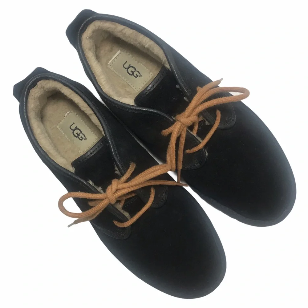 UGG Maksim Chukka Boots Black Suede Leather Wool Lined US 9